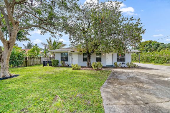 4429 Melvin, Lake Worth, FL 33461