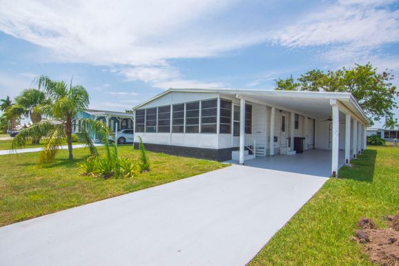 14086 Dalia, Fort Pierce, FL 34951