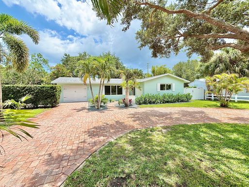 421 Edgewood, Stuart, FL 34996