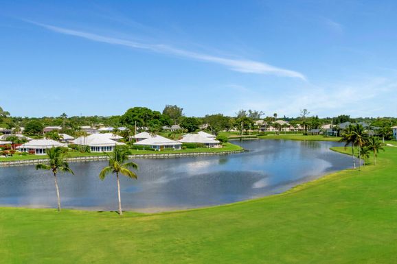 300 John F Kennedy, Atlantis, FL 33462