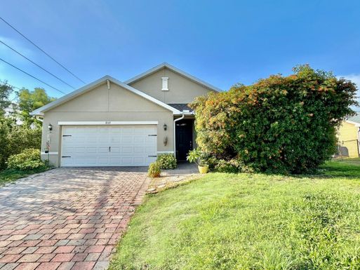 8519 Morris, Fort Myers, FL 33967
