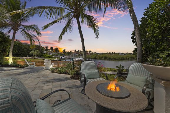 251 Regatta, Jupiter, FL 33477