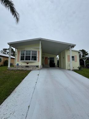 31 Vista De Laguna, Fort Pierce, FL 34951