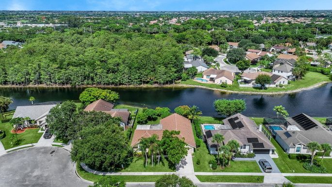 3637 Cypress Wood, Lake Worth, FL 33467