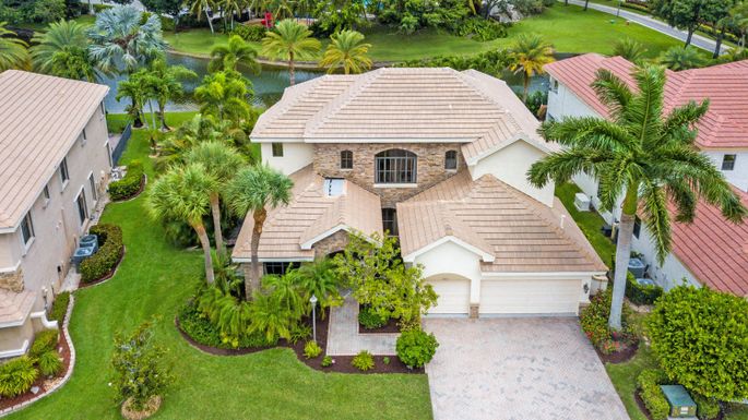 3583 Collonade, Wellington, FL 33449