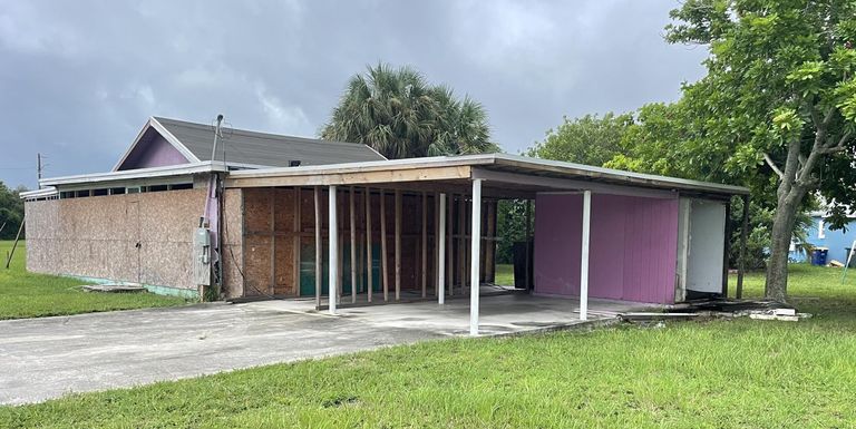 1405 Avenue Q, Fort Pierce, FL 34950