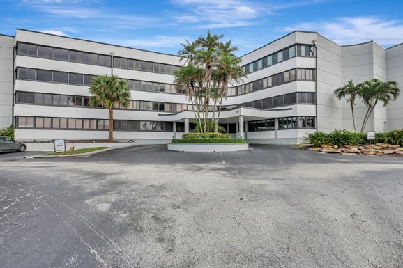 1357 Ocean, Stuart, FL 34996