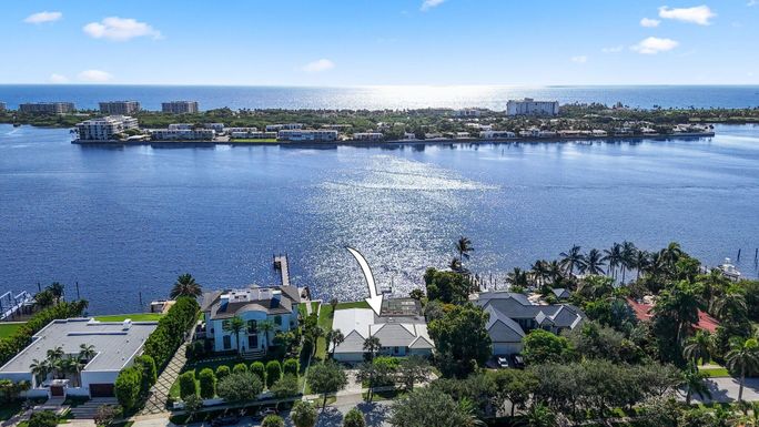 2002 Notre Dame, Lake Worth Beach, FL 33460