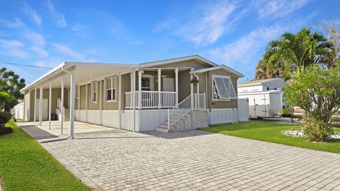 6939 Ridgeway, Hobe Sound, FL 33455