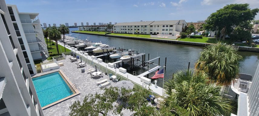 108 Paradise Harbour, North Palm Beach, FL 33408