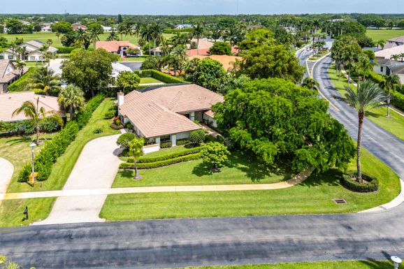 2029 Greenview Cove, Wellington, FL 33414