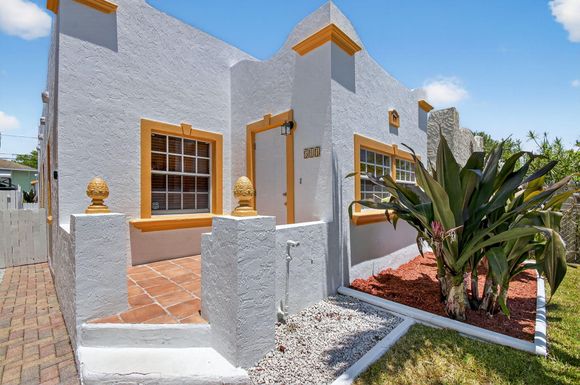511 K, Lake Worth Beach, FL 33460