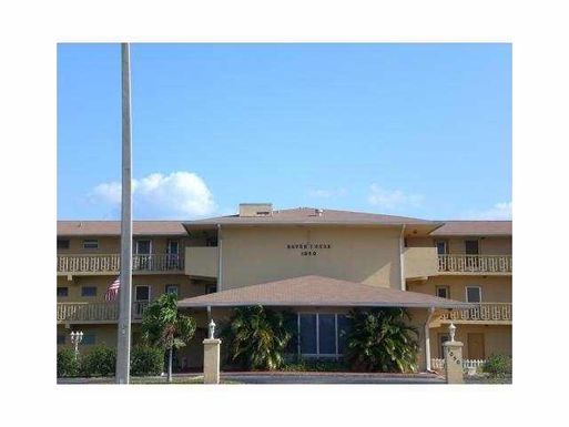 1050 Sample, Pompano Beach, FL 33064