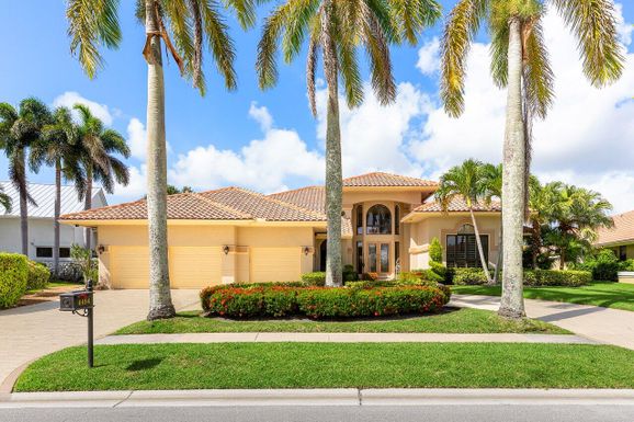 4484 Bocaire Blvd, Boca Raton, FL 33487