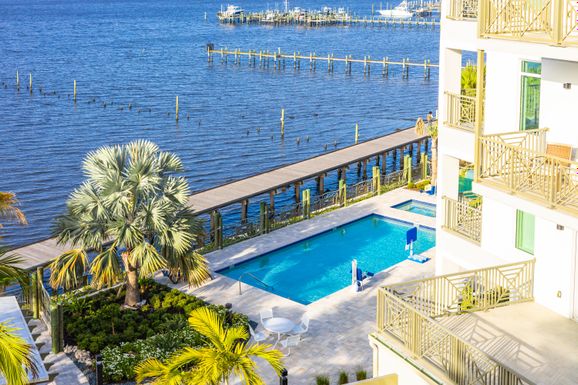 41 Seminole, Stuart, FL 34994