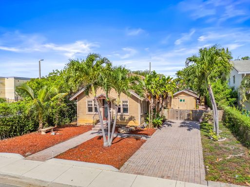 909 L, Lake Worth Beach, FL 33460