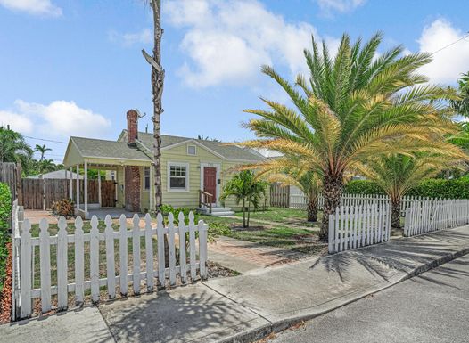 720 Ocean Breeze, Lake Worth Beach, FL 33460