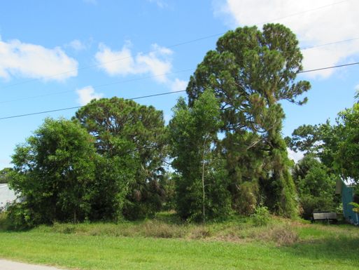 2678 Ibis, Port Saint Lucie, FL 34952