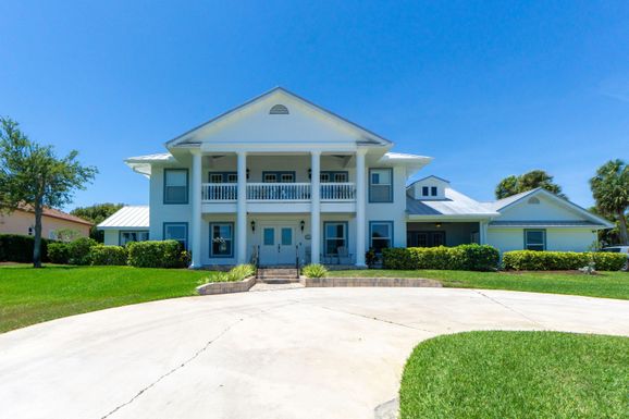 3021 Indian River, Fort Pierce, FL 34982