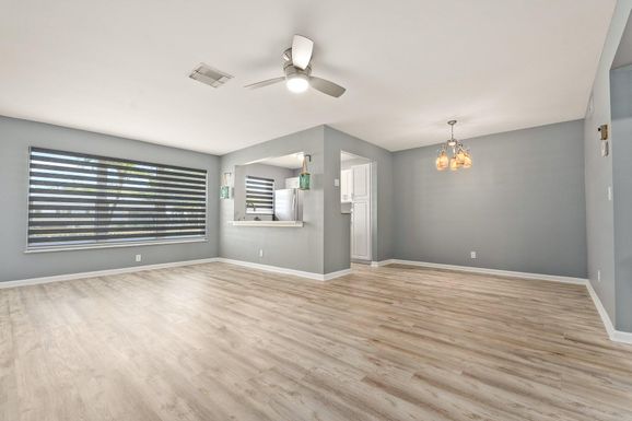 911 Savannas Point, Fort Pierce, FL 34982