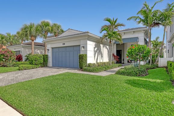 5607 Delacroix, Palm Beach Gardens, FL 33418