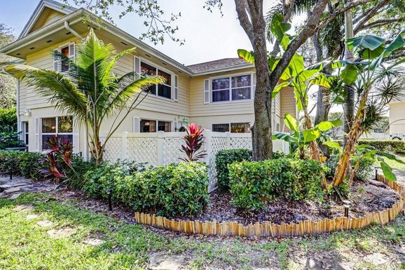 8137 Bridgewater, Lake Clarke Shores, FL 33406