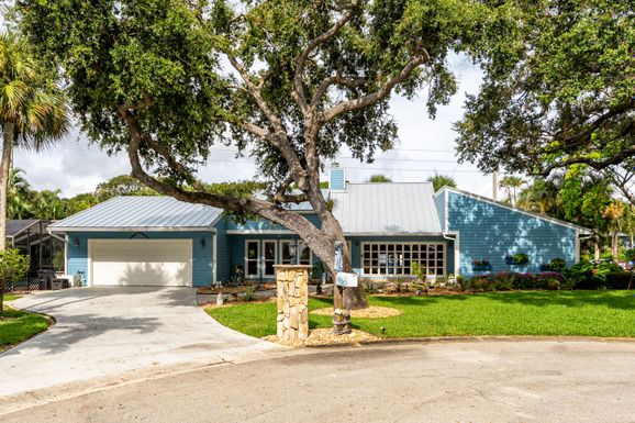 2 Palm, Stuart, FL 34996
