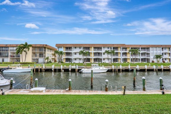111 Doolen, North Palm Beach, FL 33408