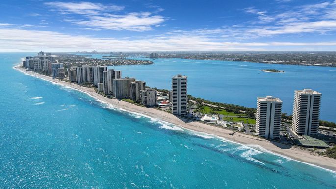 5480 Ocean, Singer Island, FL 33404