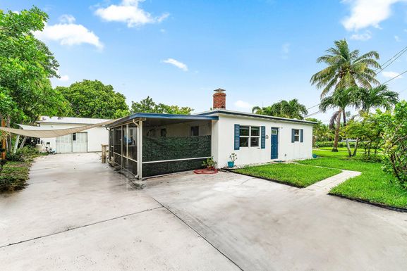 1923 Holman, North Palm Beach, FL 33408