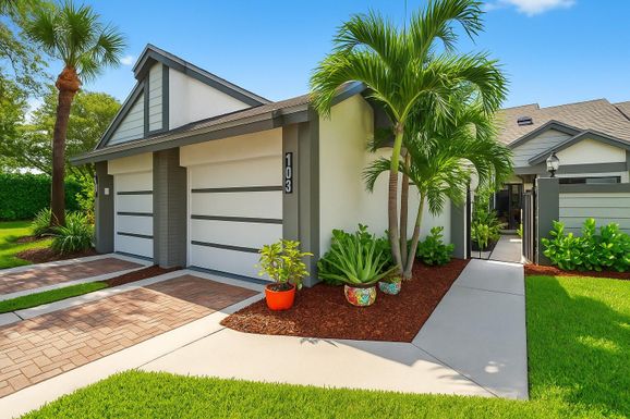 103 Landings, Greenacres, FL 33413