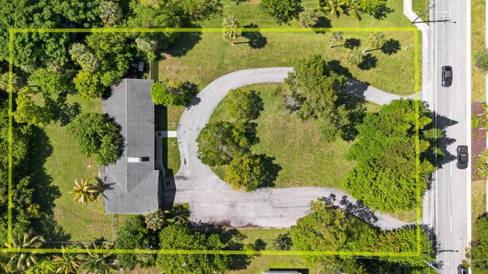5250 Rock Island, Tamarac, FL 33319