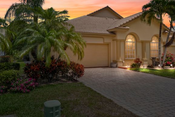 871 Red Pine, Jensen Beach, FL 34957