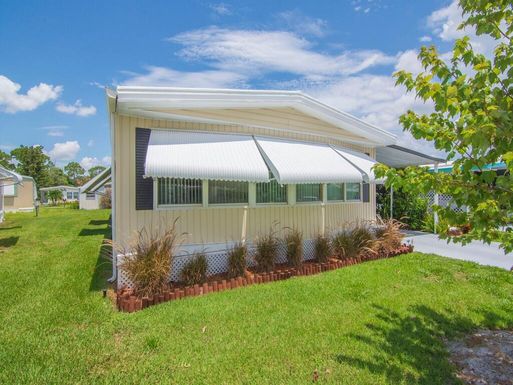 125 La Vaughn, Jensen Beach, FL 34957