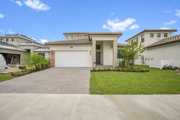 13917 Vivant, Palm Beach Gardens, FL 33412