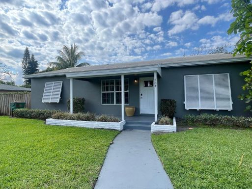 204 2nd, Boynton Beach, FL 33435