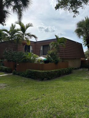 2535 25th, Jupiter, FL 33477