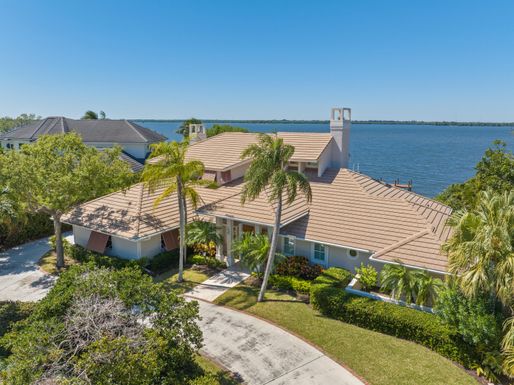 235 Osprey, Vero Beach, FL 32963