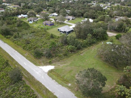 3935 27th, Okeechobee, FL 34972
