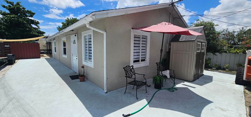 6334 Wallis, West Palm Beach, FL 33413