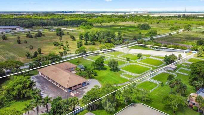 3935 Hanover, Loxahatchee, FL 33470