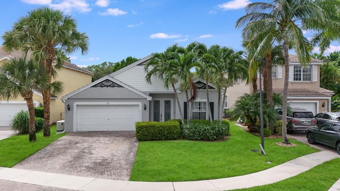 212 Kensington, Royal Palm Beach, FL 33414