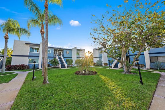 1561 12th, Jensen Beach, FL 34957