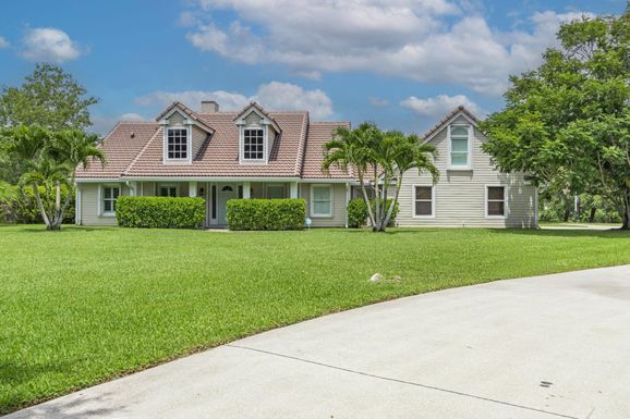 5703 Lago Del Sol, Lake Worth, FL 33449