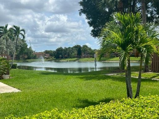 5584 59th, Tamarac, FL 33319