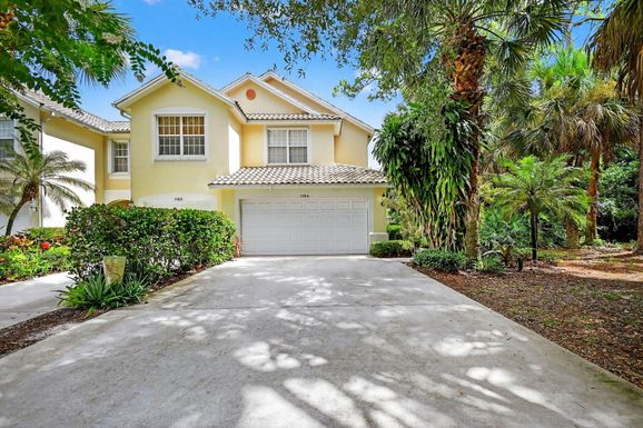 1184 Pinewood Lake, Greenacres, FL 33415