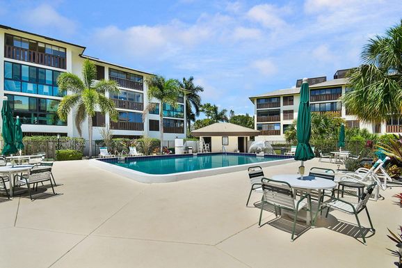 162 Saint Lucie, Stuart, FL 34996