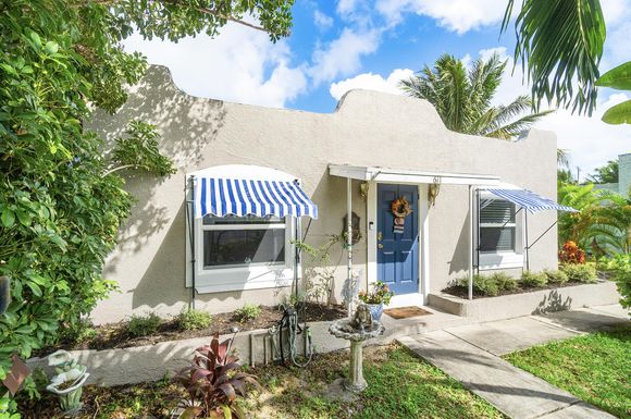 611 El Vedado, West Palm Beach, FL 33405
