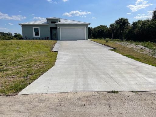 115 Lansing, LaBelle, FL 33935