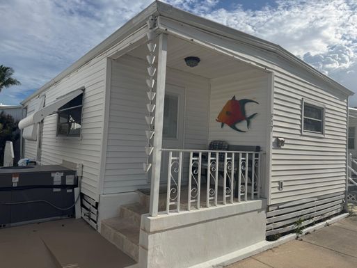 17 Ruthmary, Briny Breezes, FL 33435